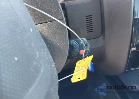 2011 Ford Escape Limited z USA, uszkodzony, nr VIN 1FMCU0EG3BKB59525